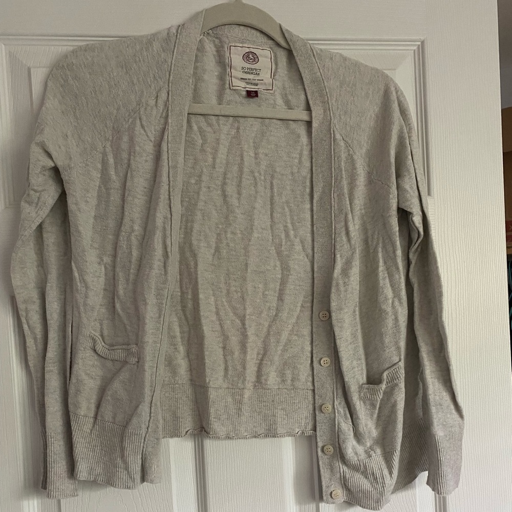 SO Perfect Cardigan Grey size Medium